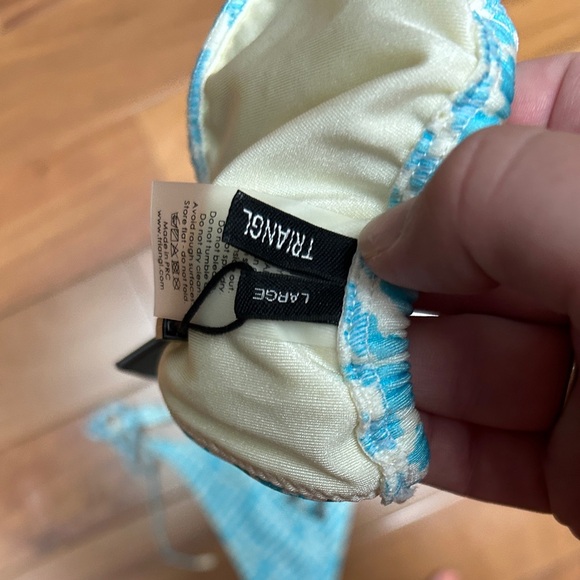 Blue and White Triangl Bikini - Picture 3 of 4